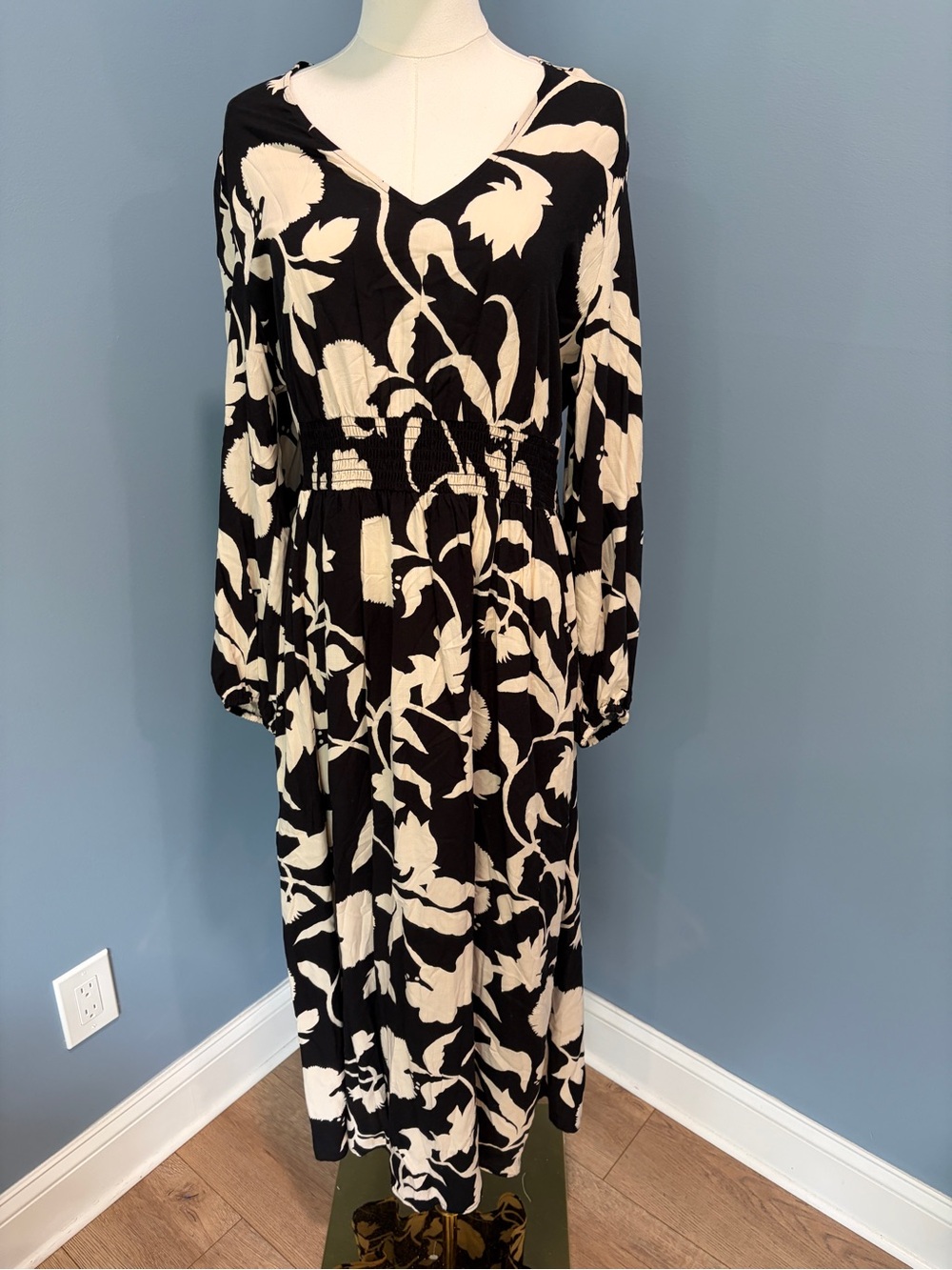 Knox Rose Black Cream Floral Maxi Dress Smocked Waist Long Sleeve Size M